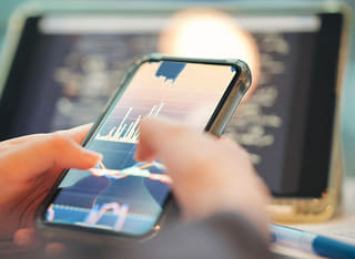 Verificação pelo investidor do procedimento transparente para saque e movimentação de recursos