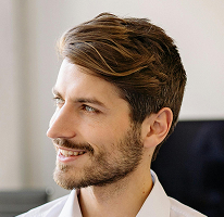 Fotografia de Michael Brennan, líder em tecnologia cripto e fintech na posição de CTO